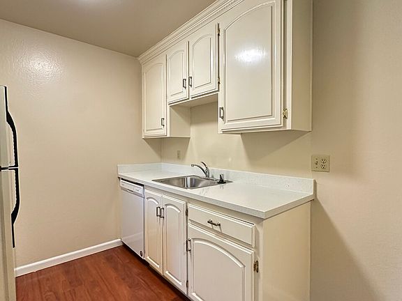 5th image of 155 Virginia Hills Dr #155