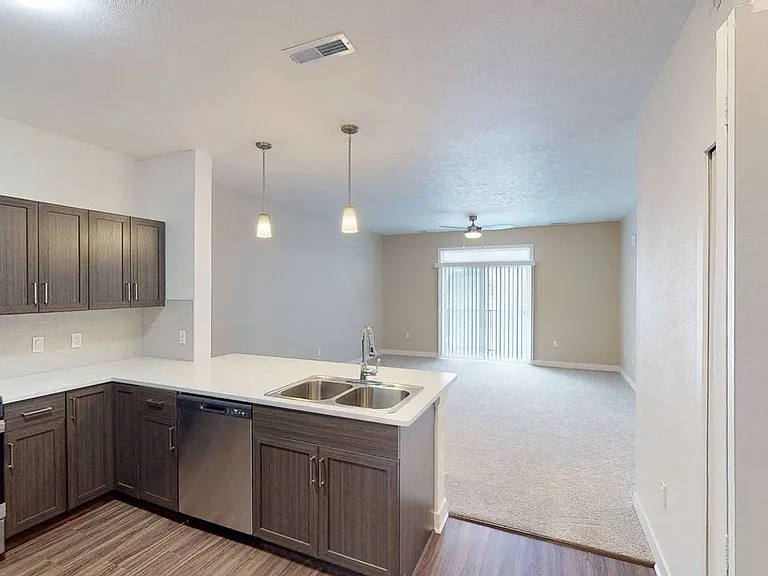 Meadowbrooke Apartment Homes — Photo 163