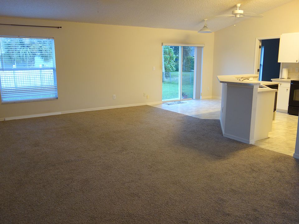 2nd image of 6285 Balsam St