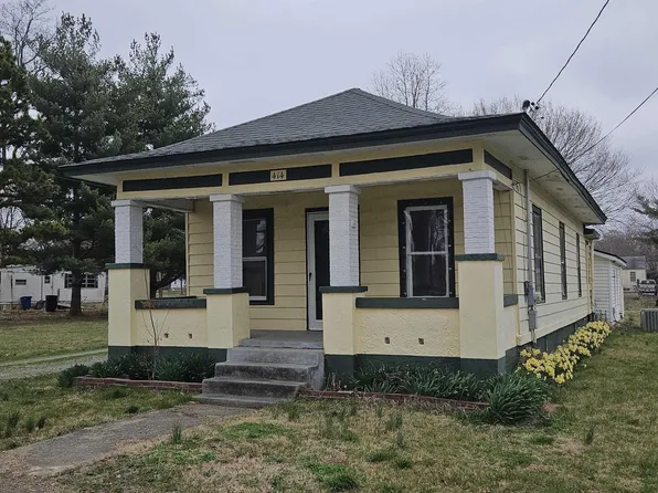 414 N Thompson St, Carrier Mills, IL 62917