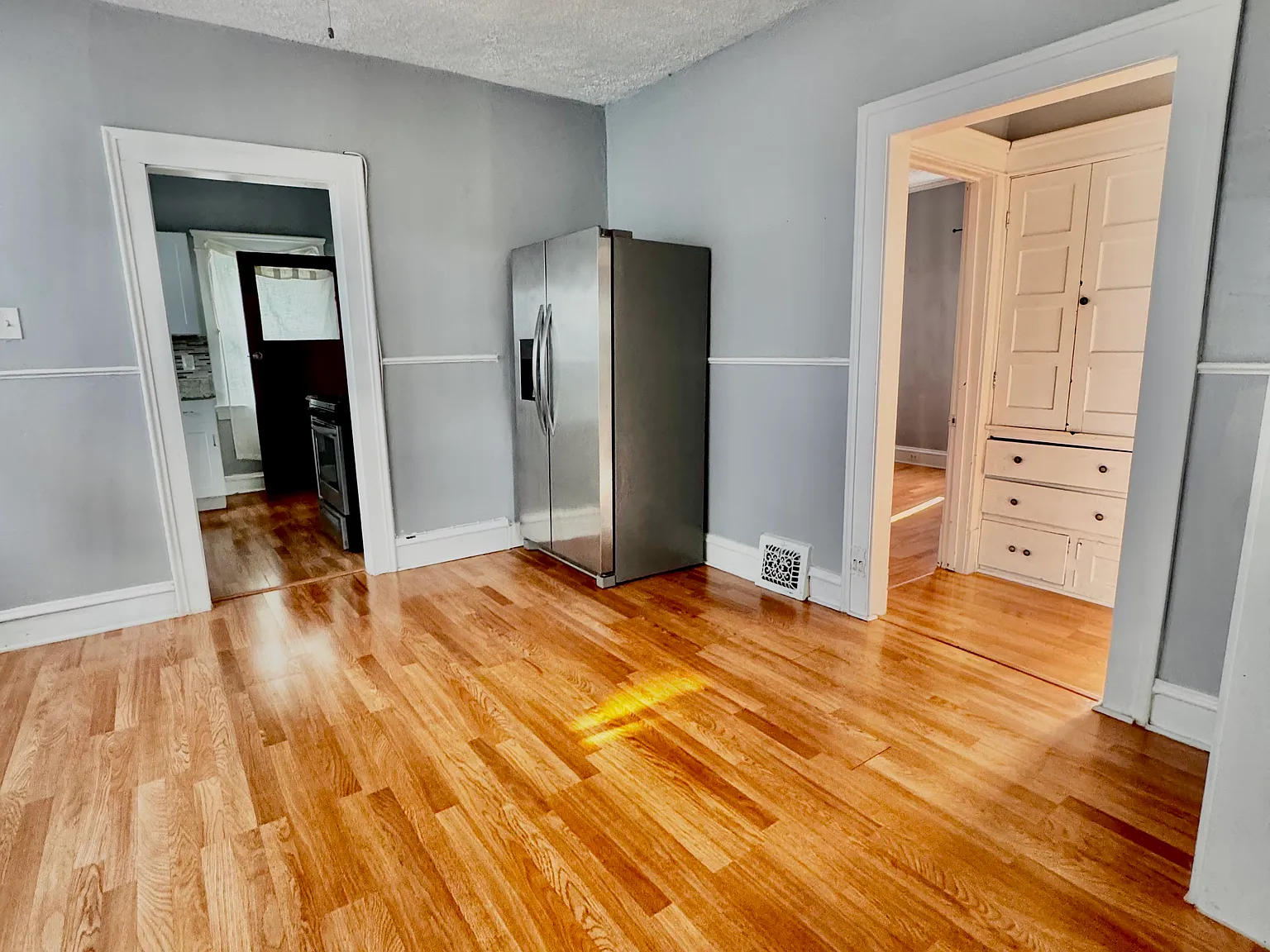 17475 Woodford Ave — Photo 4