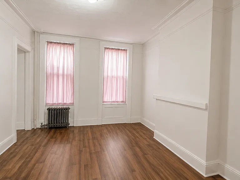 1388 Madison St #2 — Photo 5