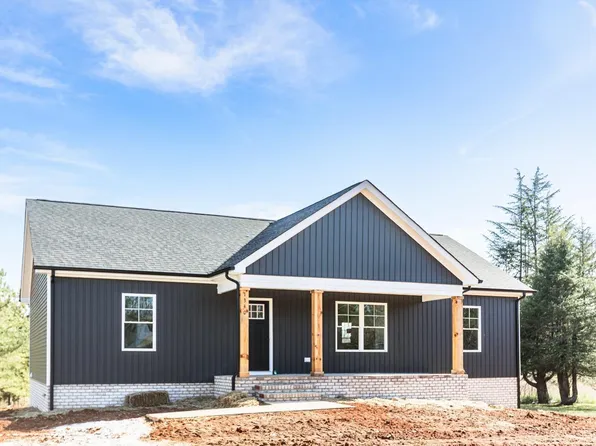 1340 Church St, Appomattox, VA 24522