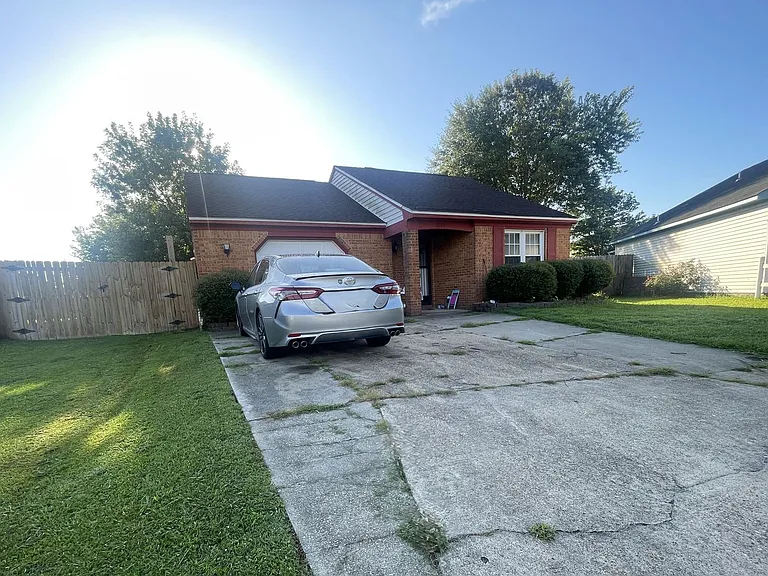 1501 Millington Dr — Photo 1