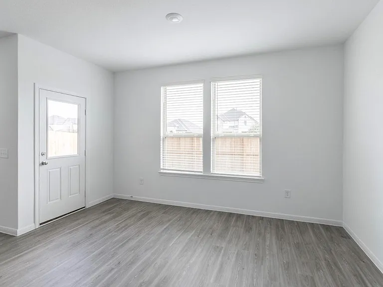 1052 Greenshank Dr — Photo 19