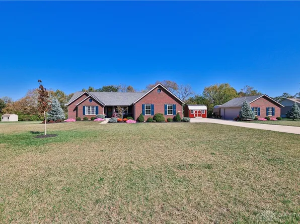 5578 Spring Blossom Dr, Lebanon, OH 45036