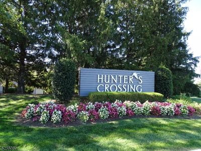 294 Kingbird Ct, Three Bridges, NJ, 08887