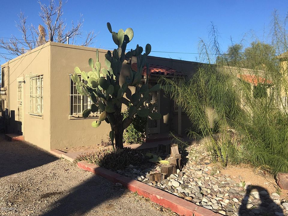 1st image of 2620 N Stone Ave