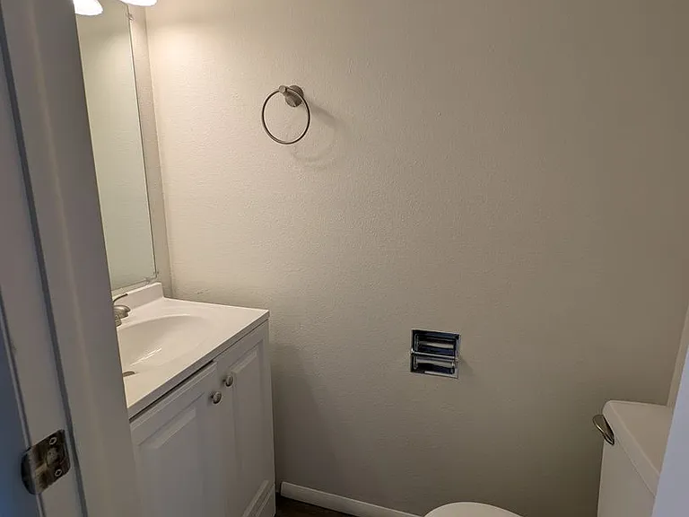 203 S 15th Ave #A-D — Photo 13