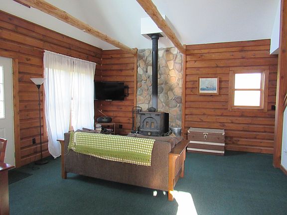 5th image of 13392 Trout Ln
