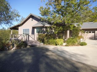 19430 Lee View Ln, Redding, CA 96003