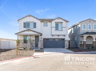 8639 E Peralta Ave, Mesa, AZ 85212