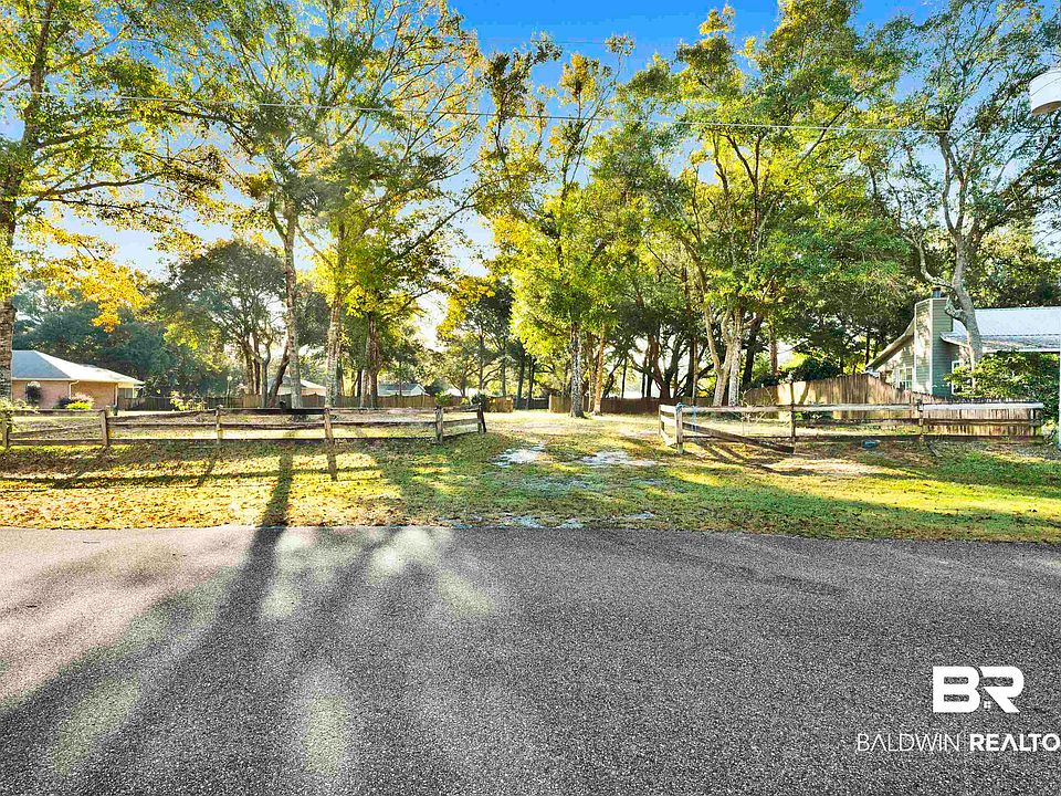 1st image of 0 Pickens Ave
