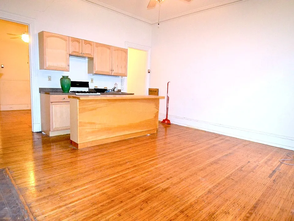 2F One Bed $2195 for Sept move in .