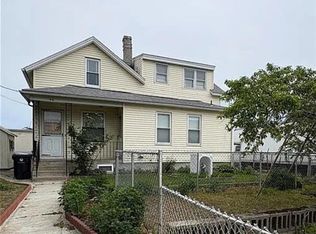 46 Humboldt Ave, Pawtucket, RI 02860