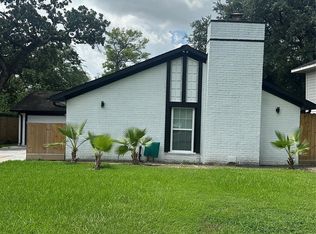 6311 Fairwood Dr, Houston, TX 77088