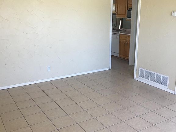 2nd image of 7901 Santa Maria Ct