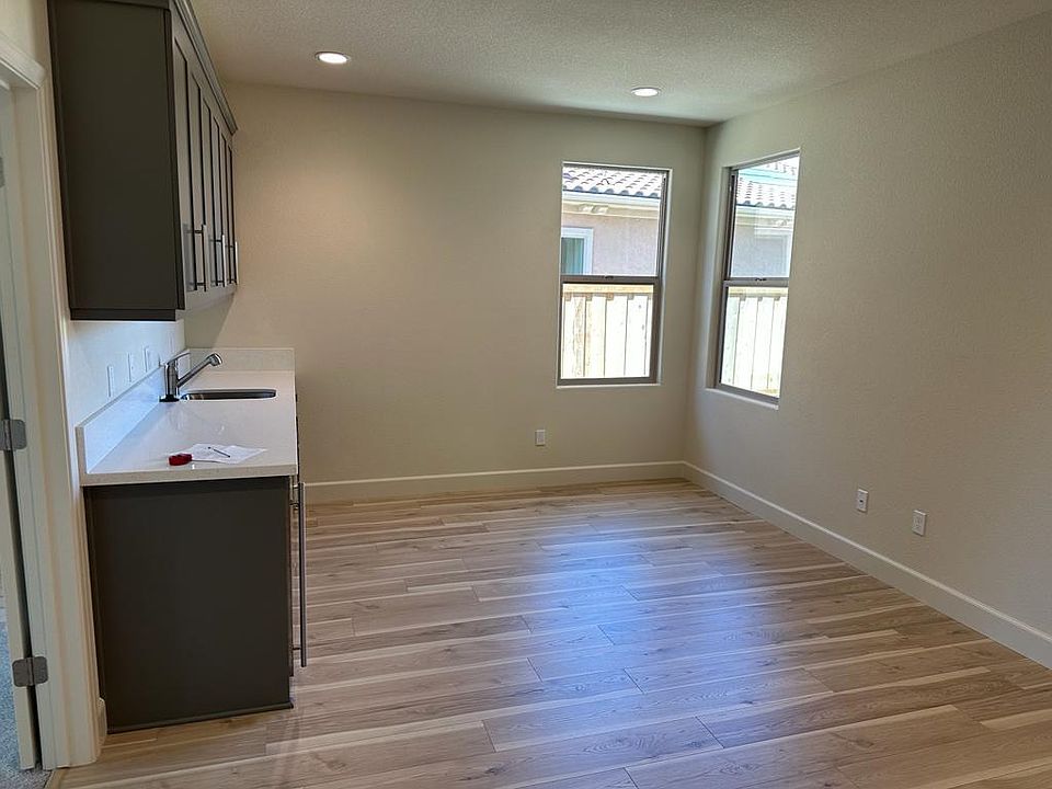 2nd image of 1 Bella Lago Way