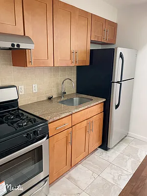 Rented by Century 21 New Golden Age Realty | media 5