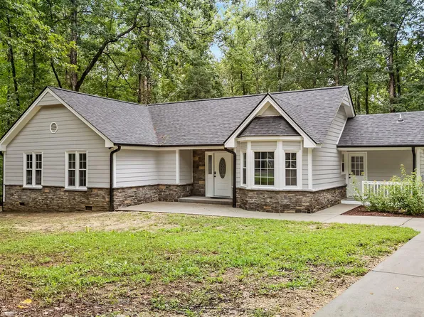 116 Oak Ridge Dr, Willow Spring, NC 27592