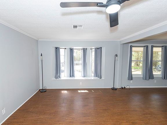 5th image of 4262 N 5th St