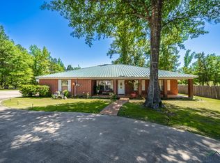 613 W Point Rd, Kilgore, TX 75662