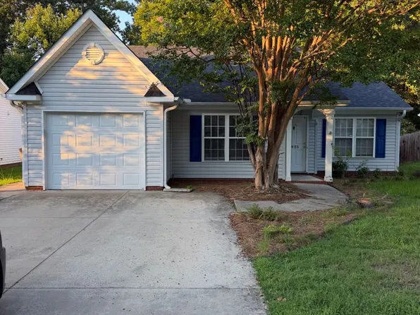 3925 Hickswood Forest Ct, High Point, NC 27265