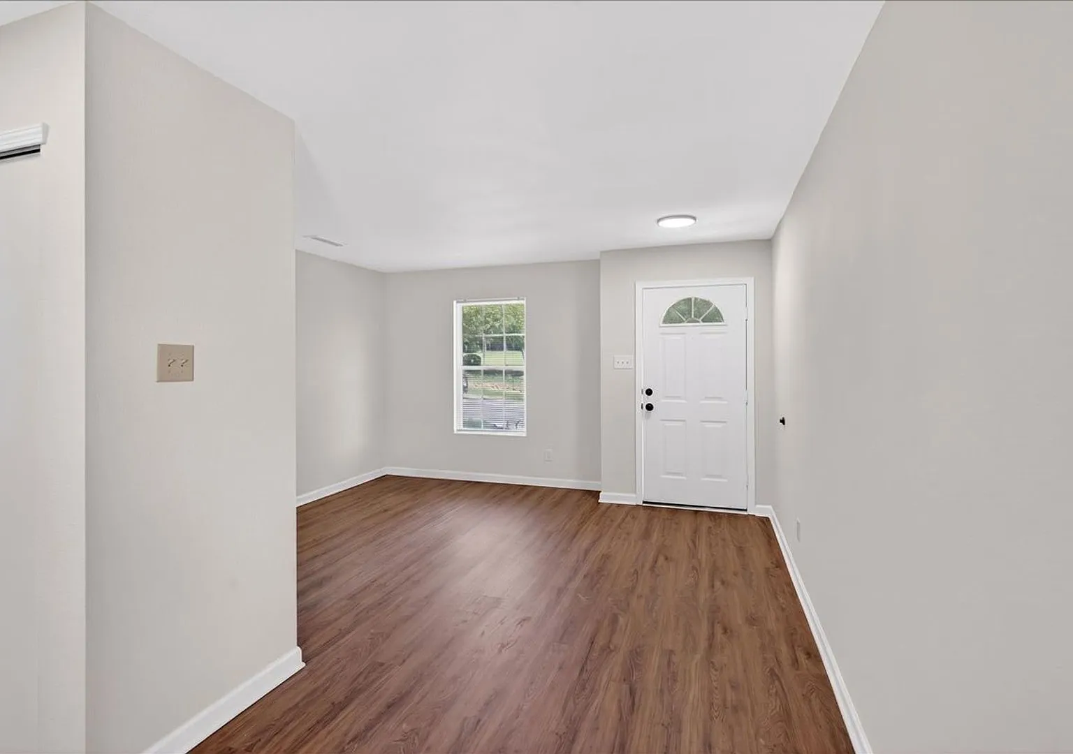 458 Settlers Ridge Drive — Photo 2