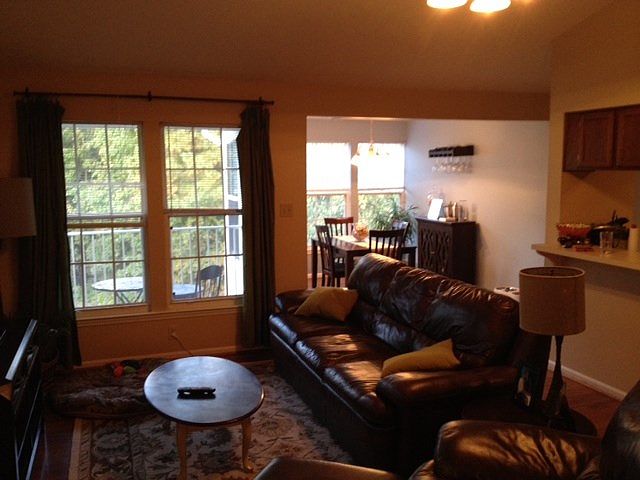 1st image of 9387 Horse Castle Ct