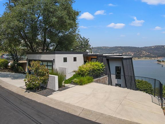 2nd image of 3769 Mountainview Dr