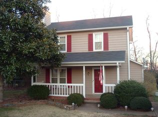415 Laurel Tree Ln, Simpsonville, SC 29681