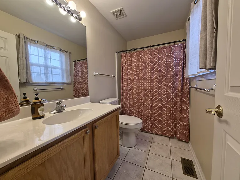 2337 Hudson Cir #2337 — Photo 24