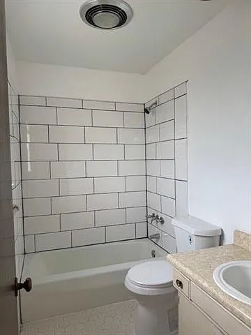 3708 Saratoga Dr — Photo 11