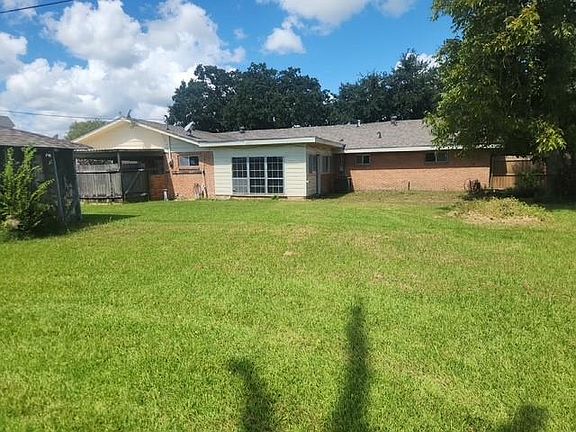 2nd image of 310 Estate Dr