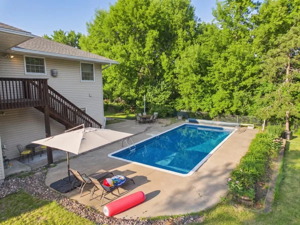 4340 Rustic Pl, Shoreview, MN 55126