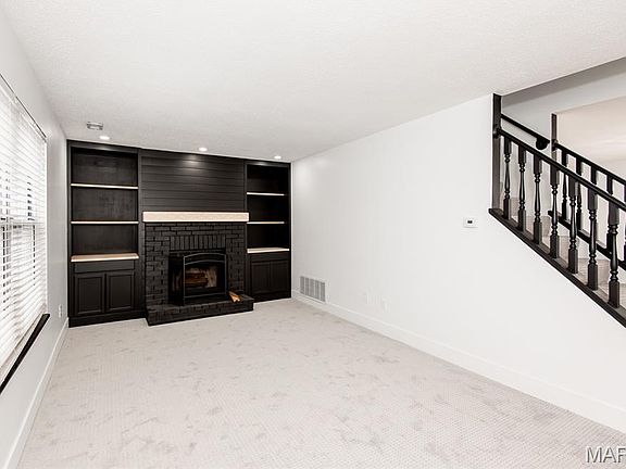 2nd image of 1771 Florine Blvd