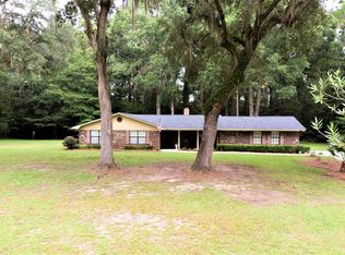678 Saint Johns Rd, Hinesville, GA 31313