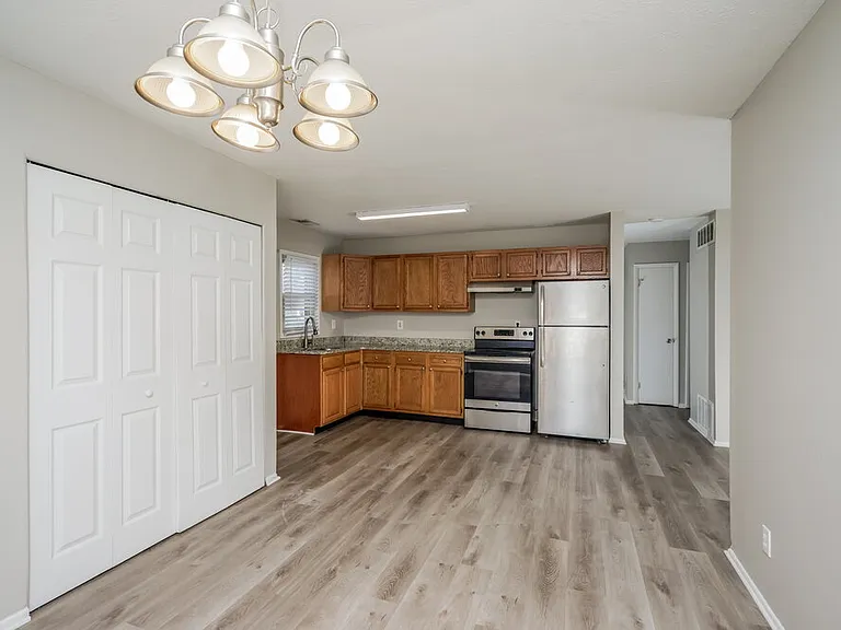 7414 Terry Rd — Photo 10