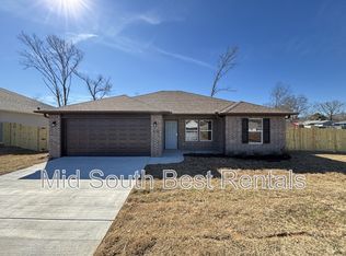 624 Timberline Rd, Jacksonville, AR 72076