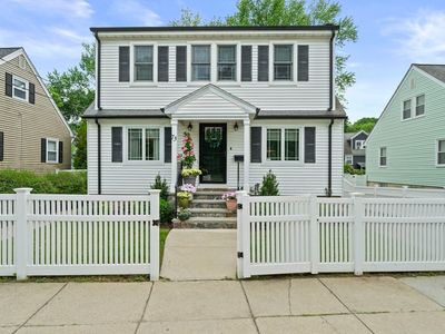 73 Hawthorne St, Roslindale, MA, 02131
