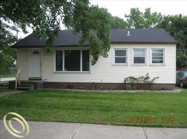 1st image of 20411 Williamson St