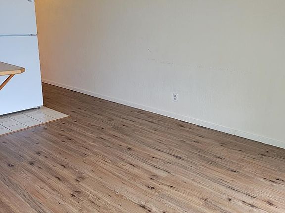 3rd image of 515 Liholiho St APT 6