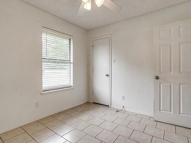 1009 W 4th St #1011 — Photo 13