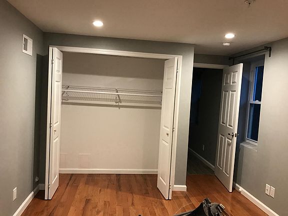 2nd image of 1215 Green St #1