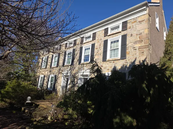 80 N 2nd St, Southampton, PA 18966