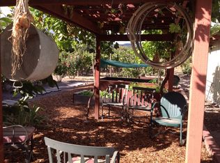 1064 E Macarthur St, Sonoma, CA 95476