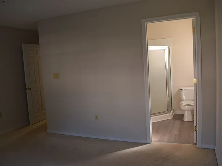 2nd Level Ensuite
