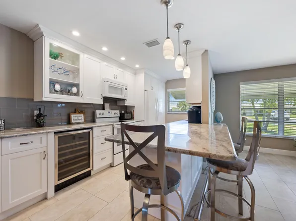 150 South Boulevard #B, Boynton Beach, FL 33435