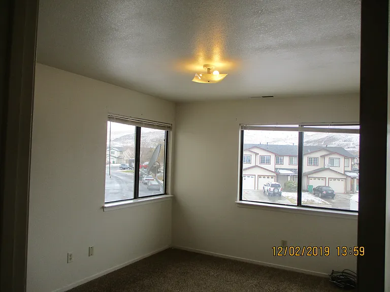 343 Sweetwater Cir #B — Photo 6
