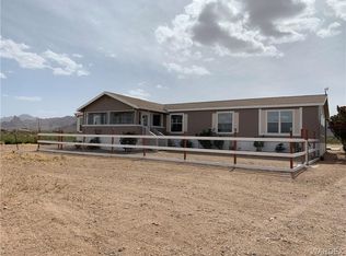 1435 S Easter Ln, Golden Valley, AZ 86413